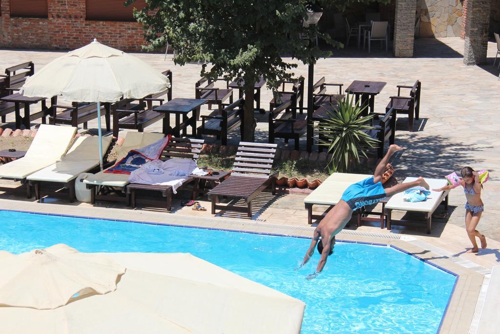 Esat Hotel Кушадаси Екстер'єр фото